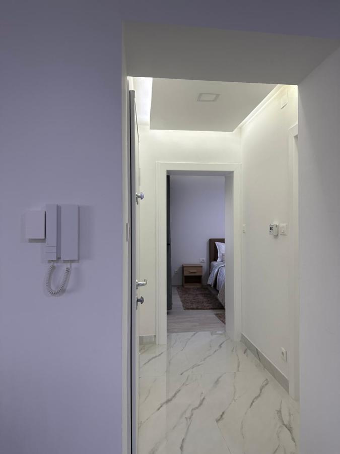 Rozi Apartments ซาเกร็บ ภายนอก รูปภาพ